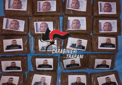 Marchio sulla droga, panetti con foto di Messina Denaro e Riina: arrestato marsalese
