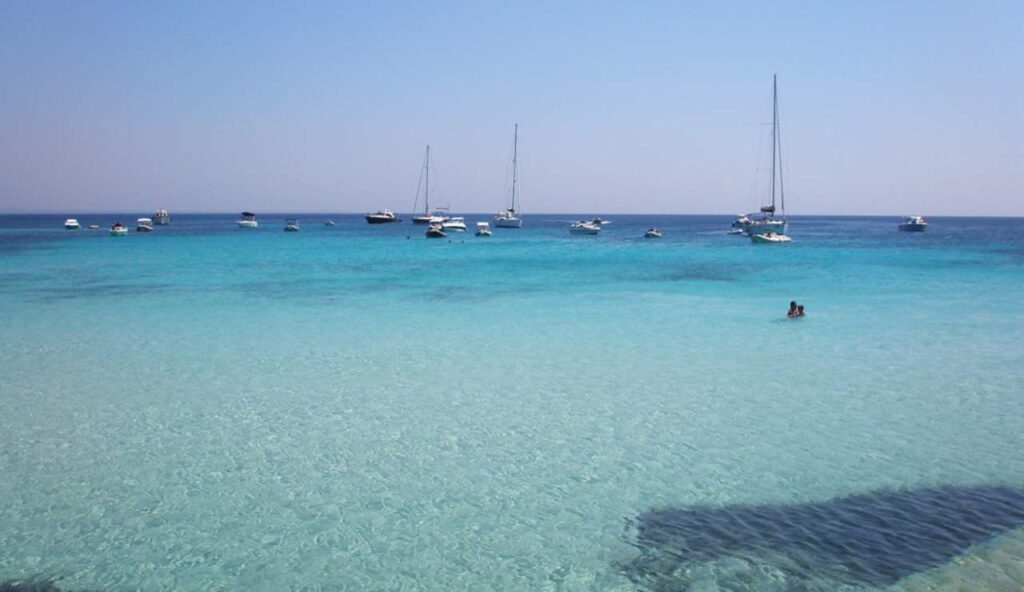 Ancora con Grecia e Spagna? Solo in Sicilia trovi la META PERFETTA per l’Estate 2025 | Paghi meno che al ristorante