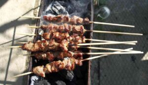 Arrosticini - foto wikipedia - trs98.it