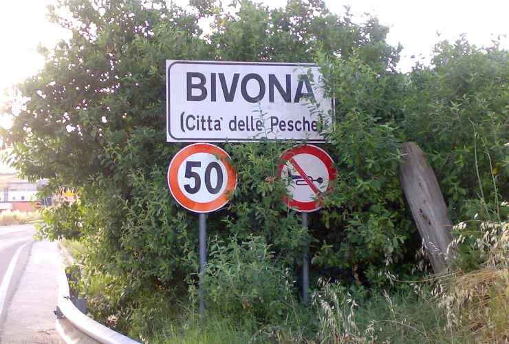 Bivona, inizio dell'ingresso in città - foto wikimedia commons - trs98.it