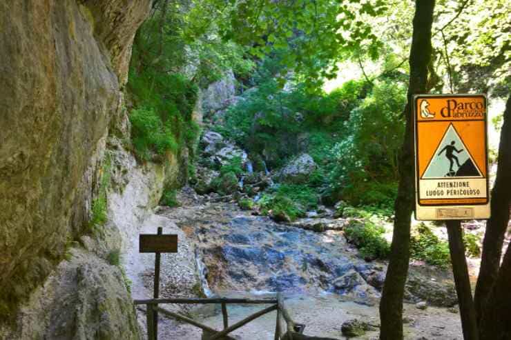 Cascata delle Ninfe in Abruzzo - foto wikipedia - trs98.it
