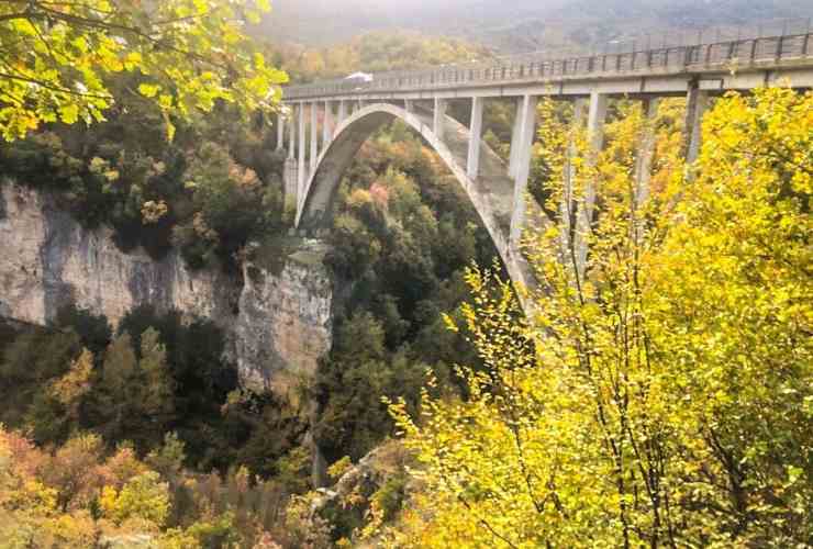 Ponte di Salle in Abruzzo - foto TripAdvisor - trs98.it