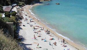 Spiaggia abruzzese - foto wikipedia - trs98.it