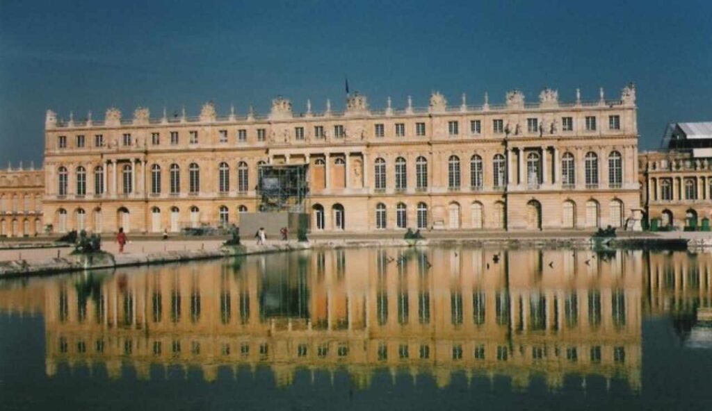 Famosa come la VERSAILLES DI SICILIA, è l’ennesimo tesoro dell’isola | Centro urbano unico al mondo: il sindaco ne va fiero