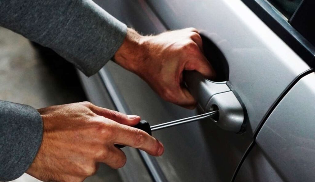 Le 5 auto più rubate in SICILIA | Ogni 10 minuti una sparisce: è diventata un’ossessione per i ladri