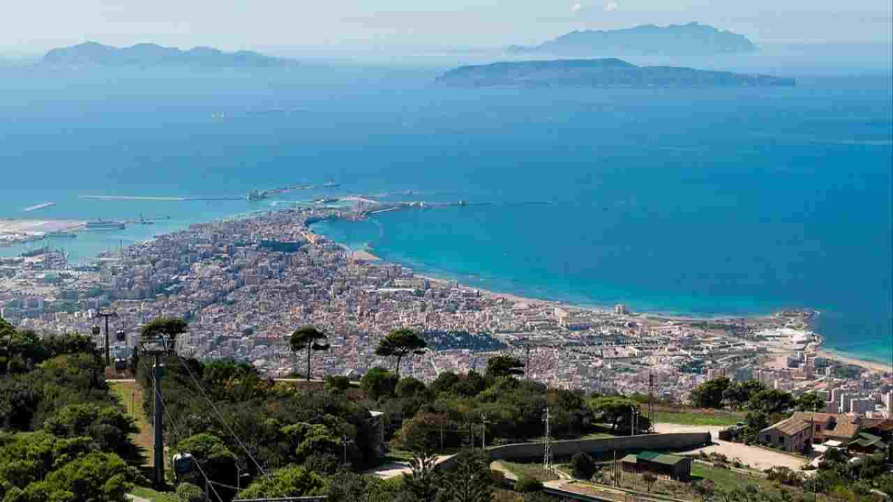 Chi lo avrebbe mai detto che in Sicilia ci fosse il PAESE DEGLI SCHIAVI | Ancora oggi vengono fuori cose assurde