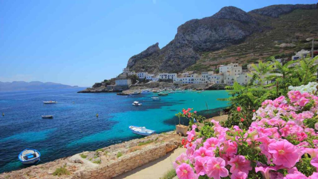 Assunzioni in Sicilia, 29 posti pubblici per chi ha la terza media | Fai un colloquio e firmi il contratto a vita