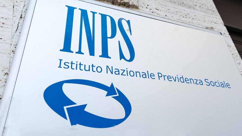 Allarme INPS, rischi di PERDERE 350€ se non vivi qui | La nuova bomba sociale che divide l’Italia